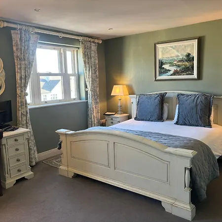 Horse & Hound 3* Delgany