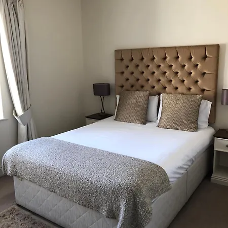 Horse & Hound Hotell Delgany