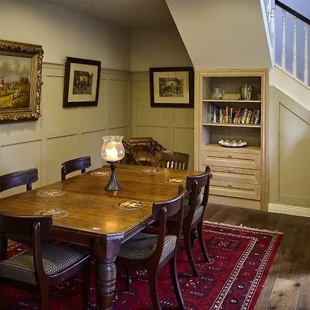 Horse & Hound Hotell