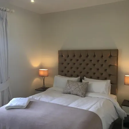 Horse & Hound Delgany