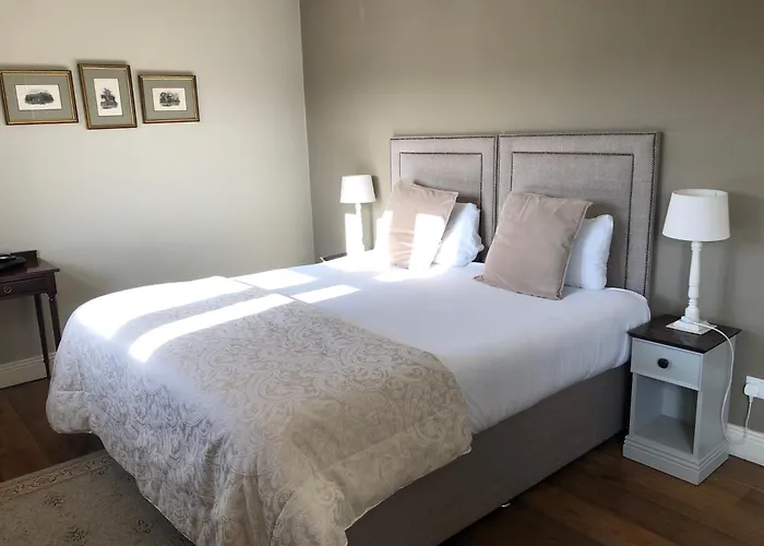 Horse & Hound 3* Delgany