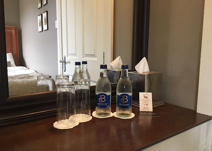 酒店 Horse & Hound