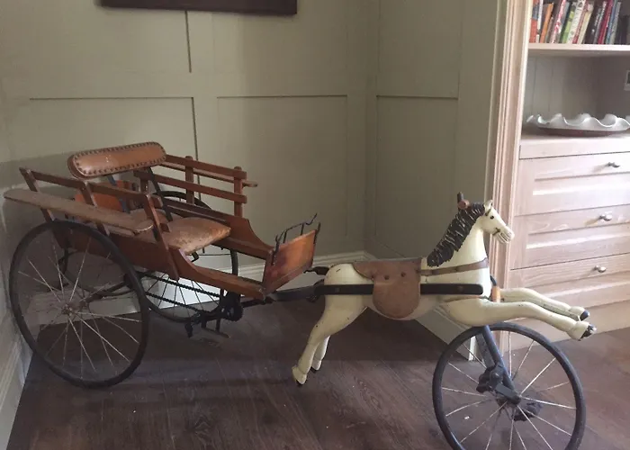 Horse & Hound 3* Delgany