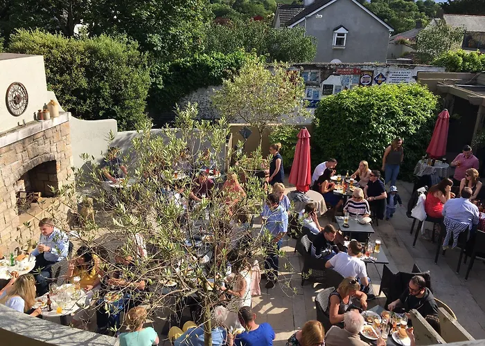 Horse & Hound 酒店 Delgany