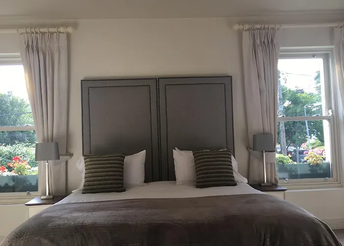 Horse & Hound Otel 3*