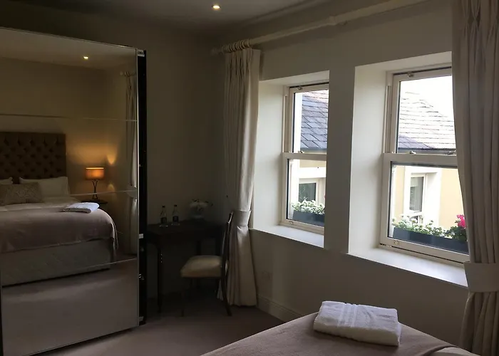 Horse & Hound 3* Delgany